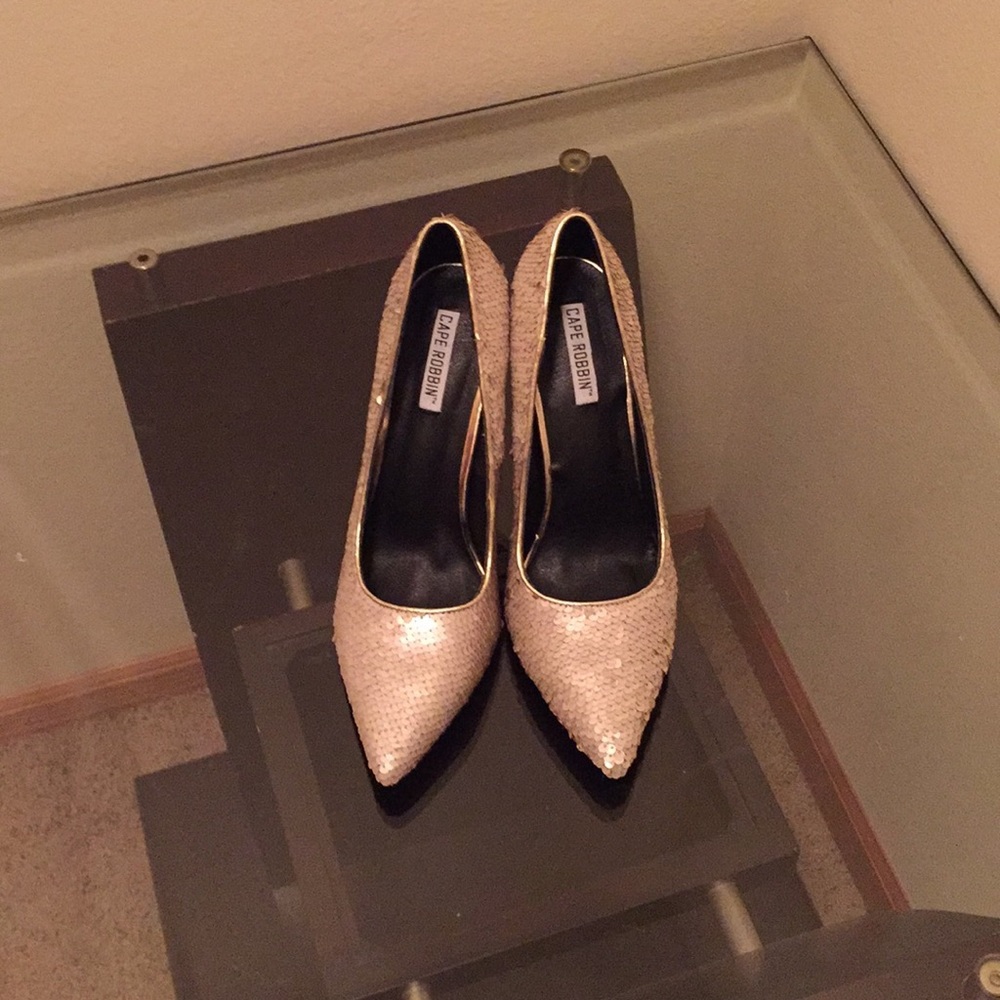 Beige sequin high heel shoes